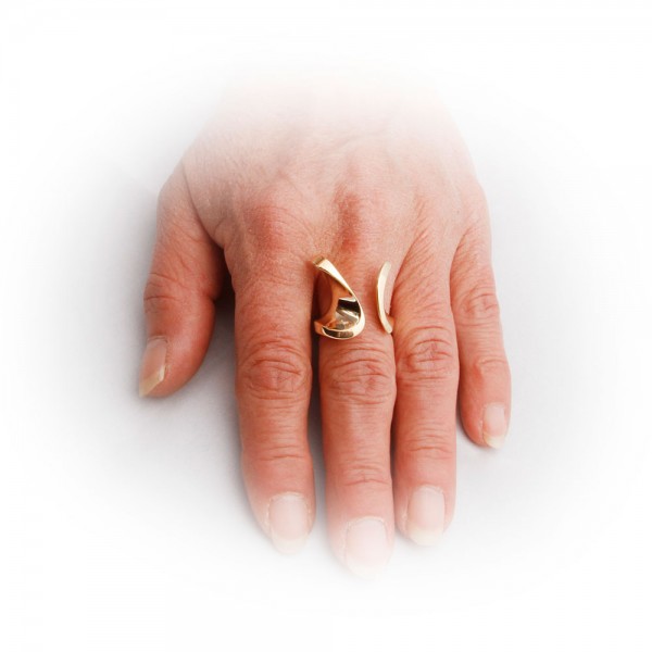 open-ring-hand-02